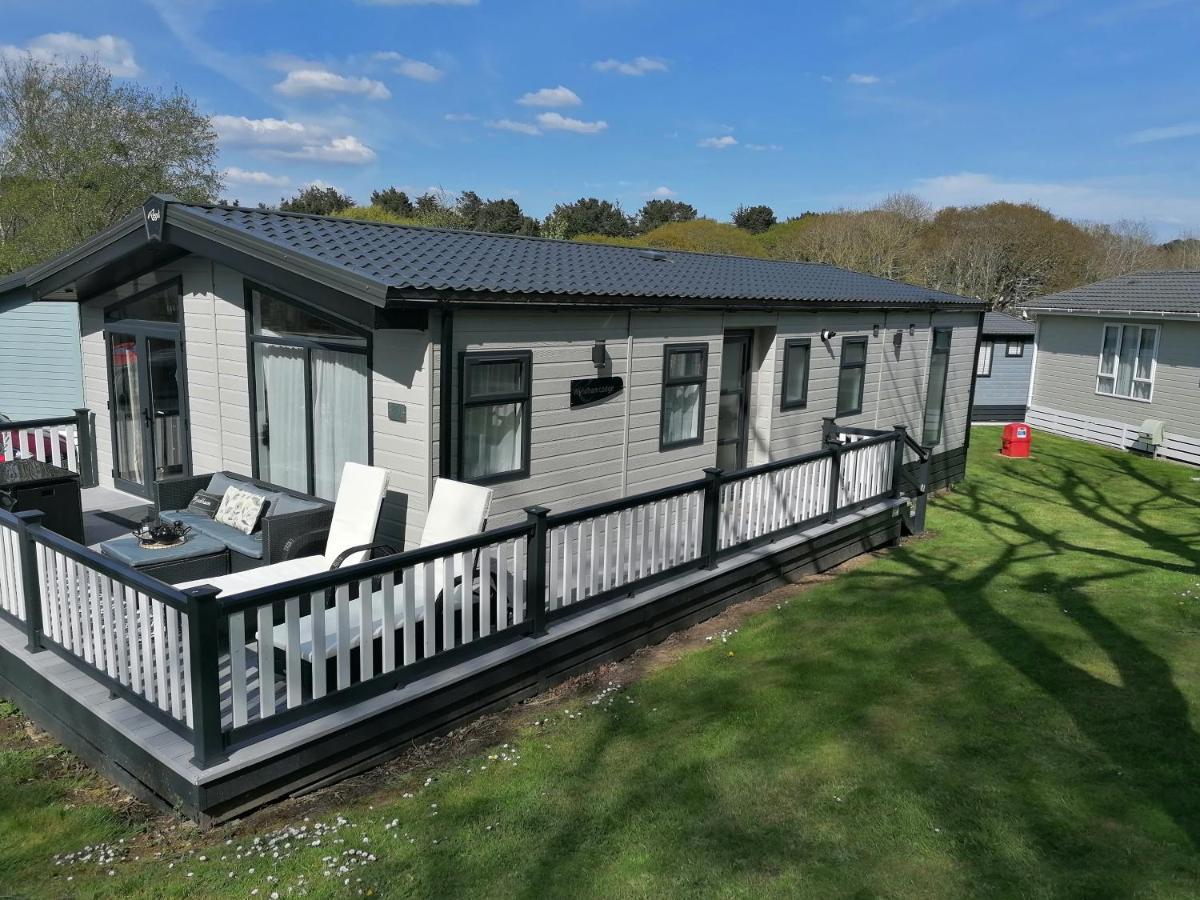 Luxury Lodge On Edge Of New Forest And 800M From Sea Entertainment And Leisure Passes Included Milford on Sea Eksteriør bilde